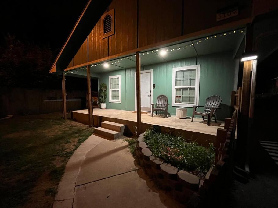 Casa vacanze Okc Casita - Newly Remodeled, Modern 2 Bedroom - Family And Pet Friendly Hot Tub Oklahoma City