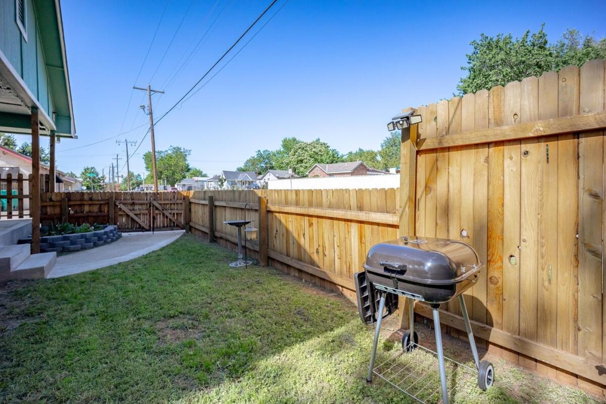 Casa vacanze Okc Casita - Newly Remodeled, Modern 2 Bedroom - Family And Pet Friendly Hot Tub
